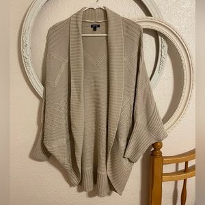 Womens Apt 9 cocoon sweater, size XL